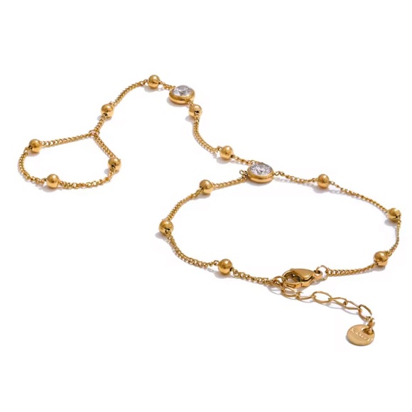 Hand Chain 18K Gold Plated Stainless Steel 
 Wrist Chain with Finger Fashion - Picture 10 of 15